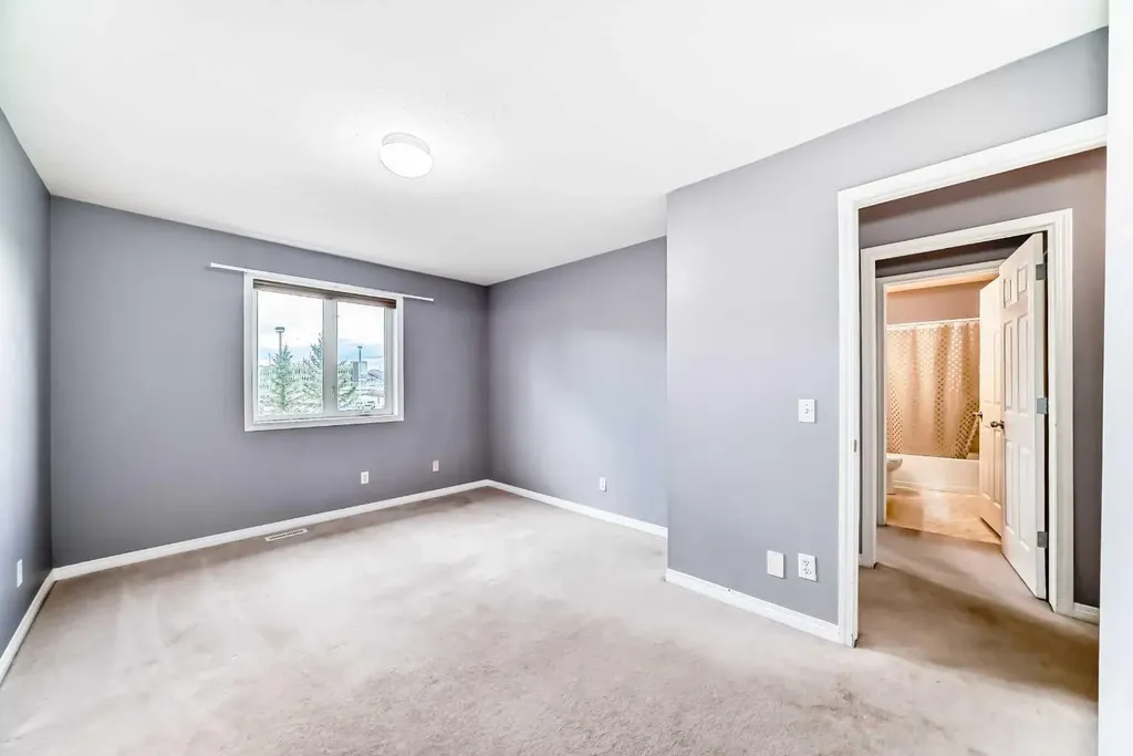 156 Simcoe Place SW Calgary AB T3H 0X7