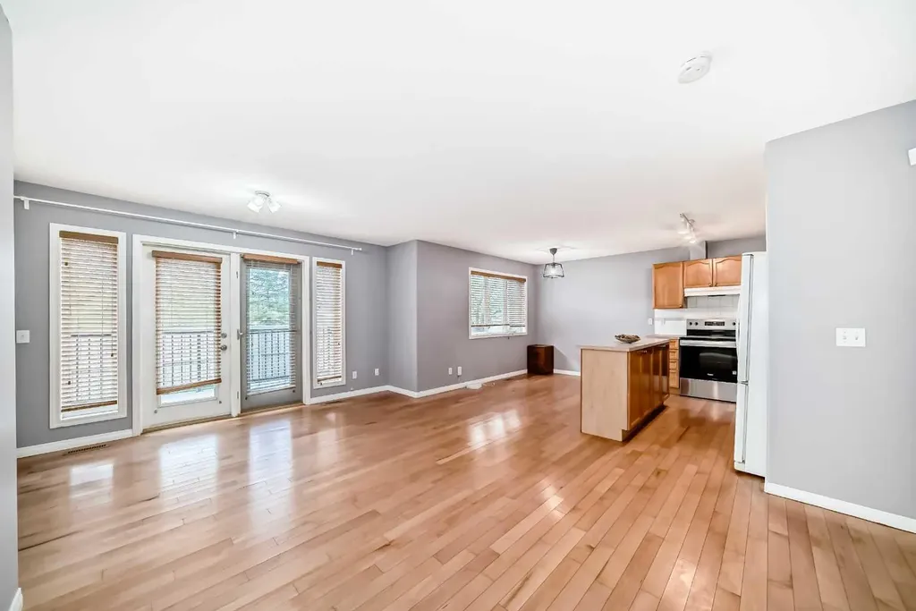 156 Simcoe Place SW Calgary AB T3H 0X7