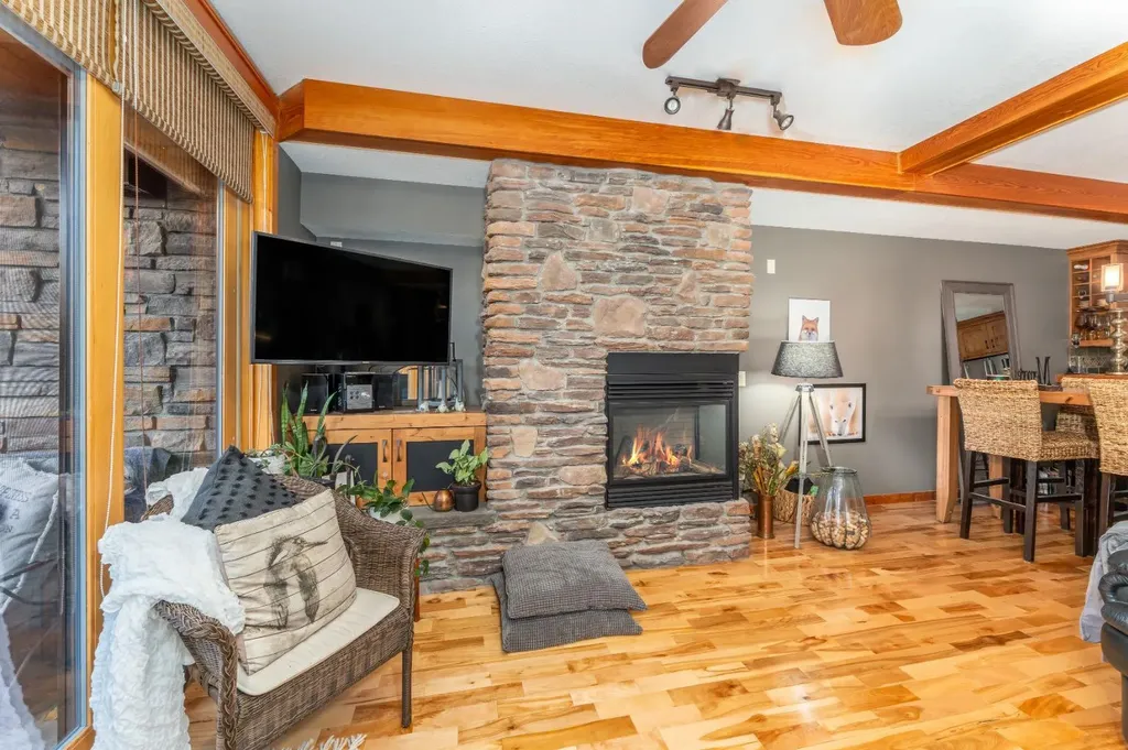 101B Stewart Creek Landing Canmore AB T1W 0E3