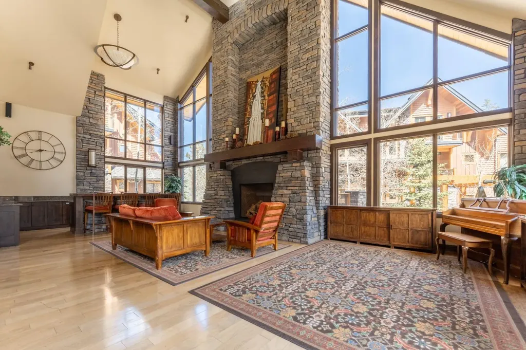 101B Stewart Creek Landing Canmore AB T1W 0E3