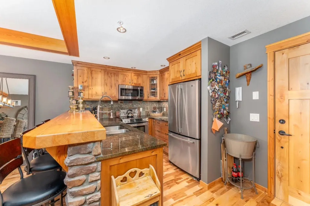 101B Stewart Creek Landing Canmore AB T1W 0E3