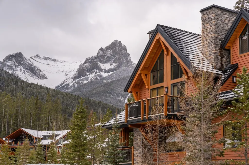 101B Stewart Creek Landing Canmore AB T1W 0E3