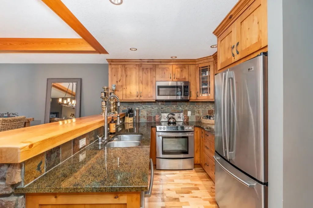 101B Stewart Creek Landing Canmore AB T1W 0E3