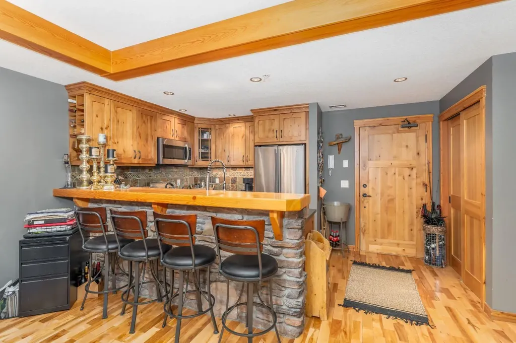 101B Stewart Creek Landing Canmore AB T1W 0E3