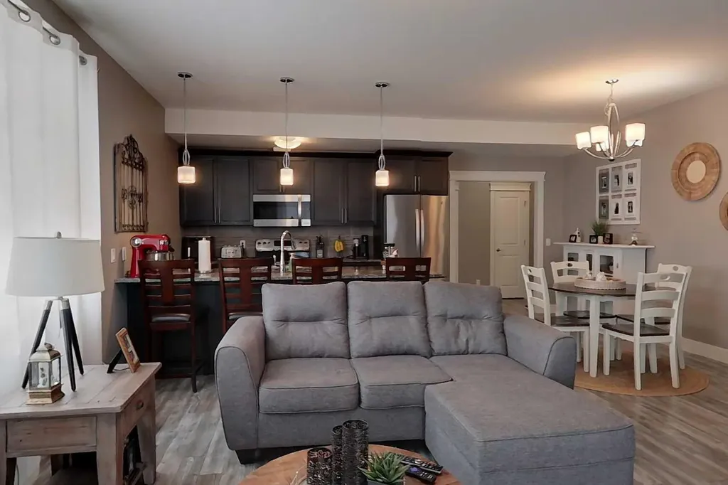 605 6 Avenue SE Slave Lake AB T0G 2A3