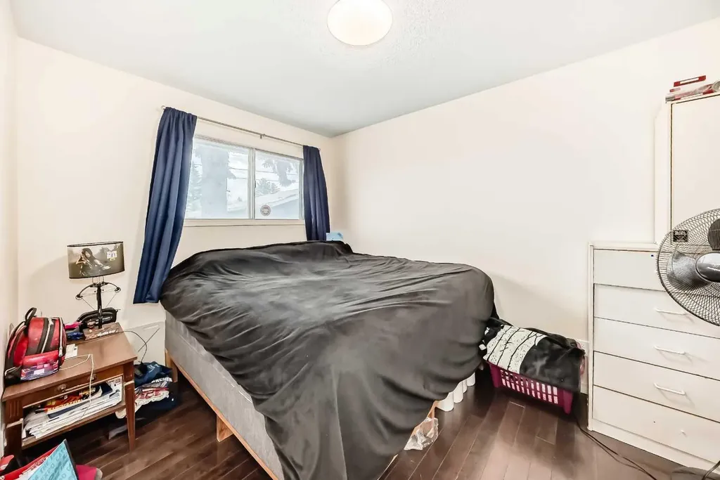1308 Pensacola Way SE Calgary AB T2A 2H2