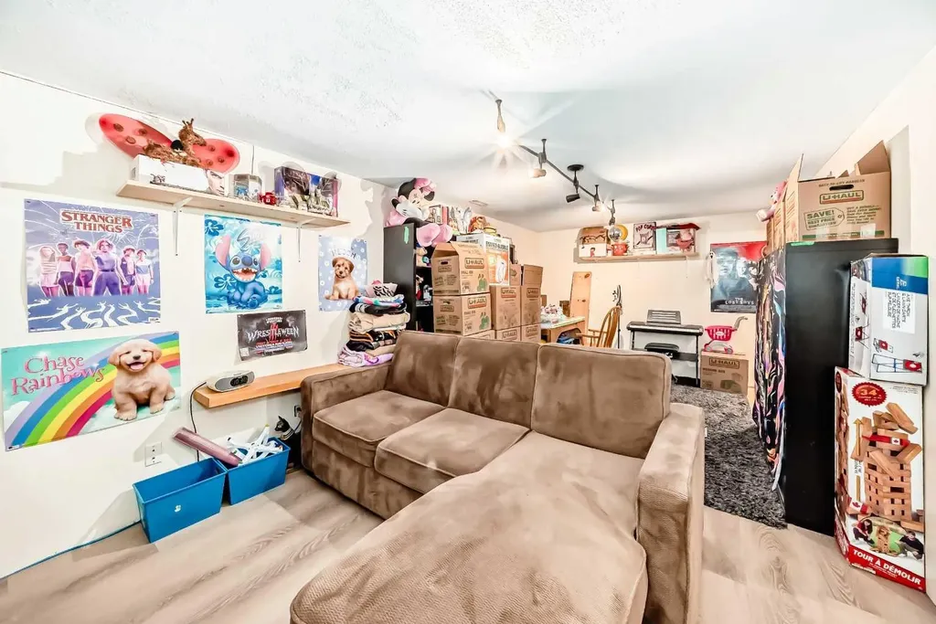 1308 Pensacola Way SE Calgary AB T2A 2H2