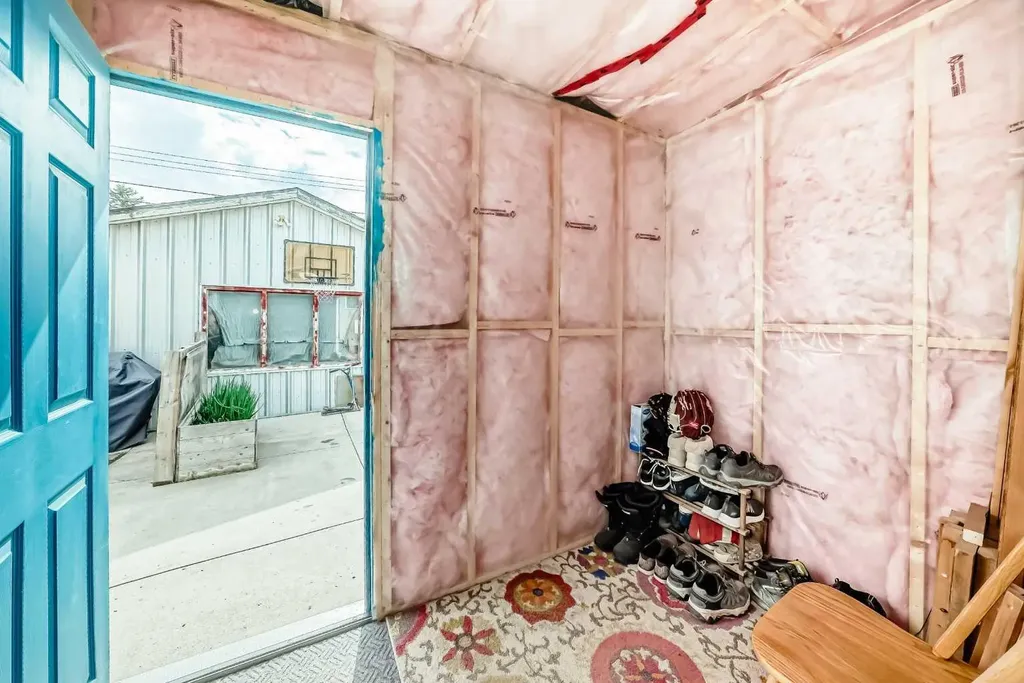 1308 Pensacola Way SE Calgary AB T2A 2H2