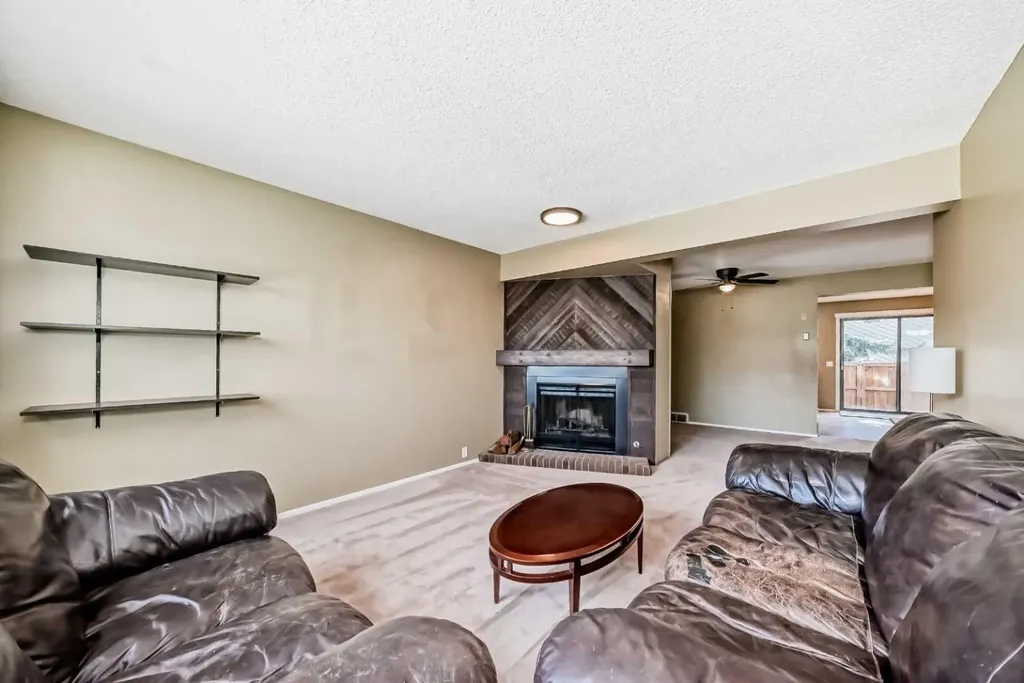 3302 50 Street NW Calgary AB T3A2C6