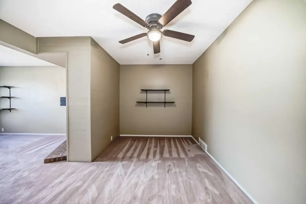 3302 50 Street NW Calgary AB T3A2C6