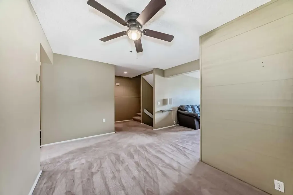 3302 50 Street NW Calgary AB T3A2C6