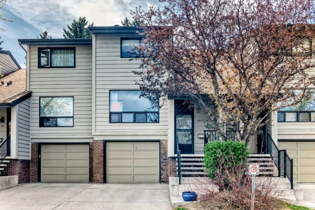 3302 50 Street NW Calgary AB T3A2C6