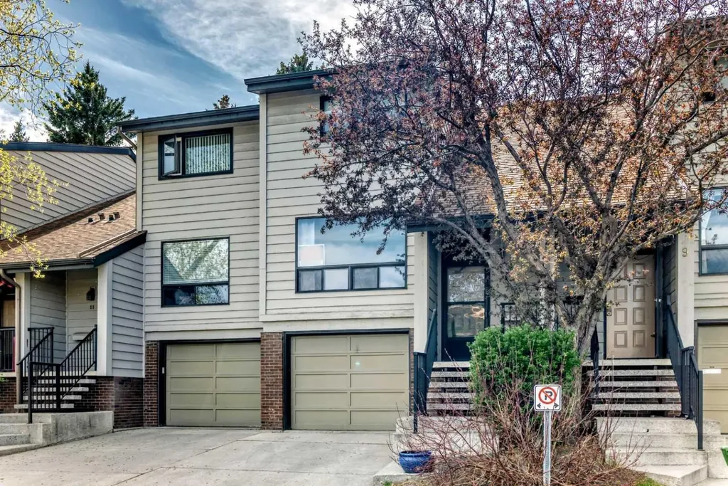 3302 50 Street NW Calgary AB T3A2C6
