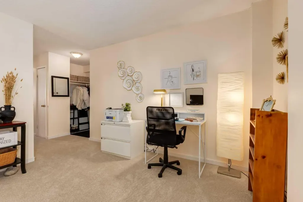 315 Heritage Drive SE Calgary AB T2H 1N2