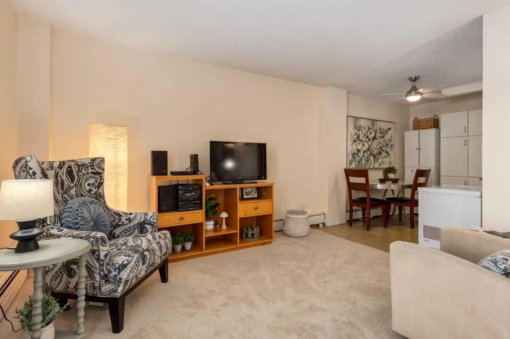 315 Heritage Drive SE Calgary AB T2H 1N2