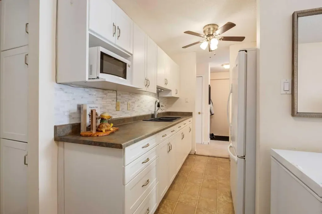 315 Heritage Drive SE Calgary AB T2H 1N2