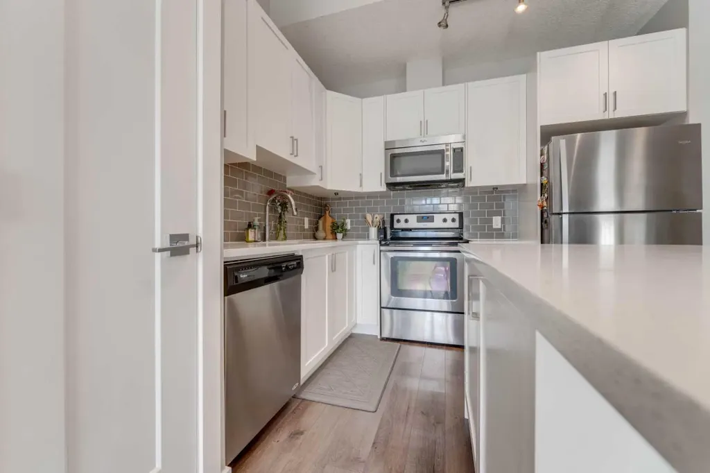 165 Evanscrest Gardens NW Calgary AB T3P 0S1