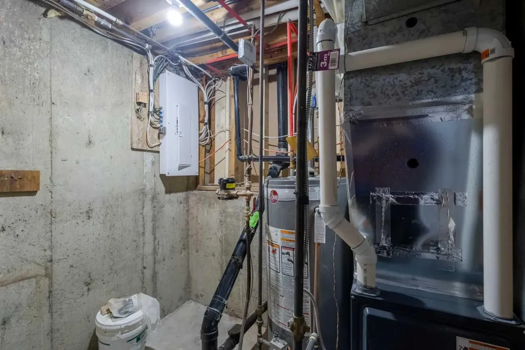 347 Queensland Drive SE Calgary AB T2J 3R6