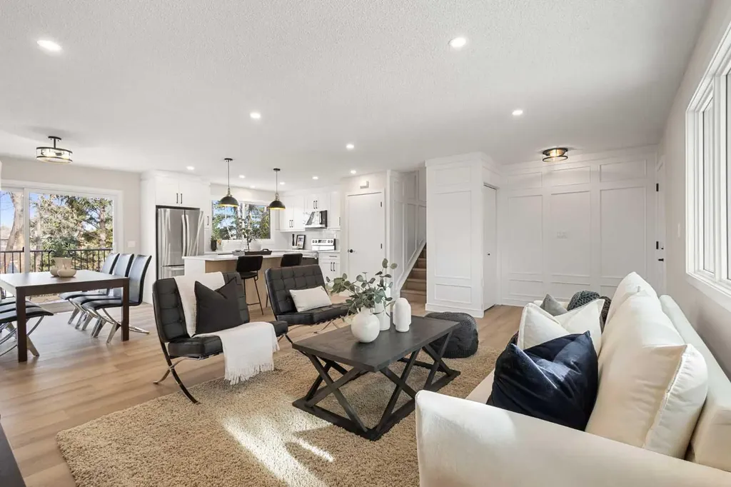 347 Queensland Drive SE Calgary AB T2J 3R6