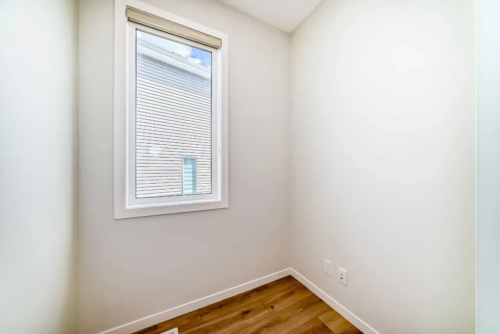 66 Sage Hill Lane NW Calgary AB T3R 2B3