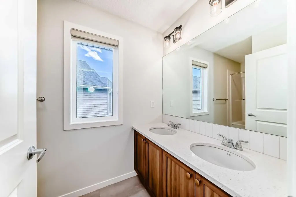 66 Sage Hill Lane NW Calgary AB T3R 2B3