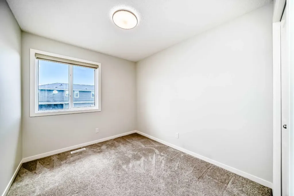 66 Sage Hill Lane NW Calgary AB T3R 2B3