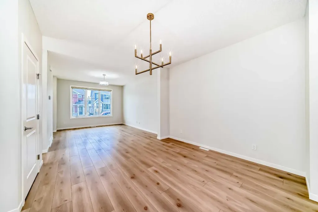 66 Sage Hill Lane NW Calgary AB T3R 2B3