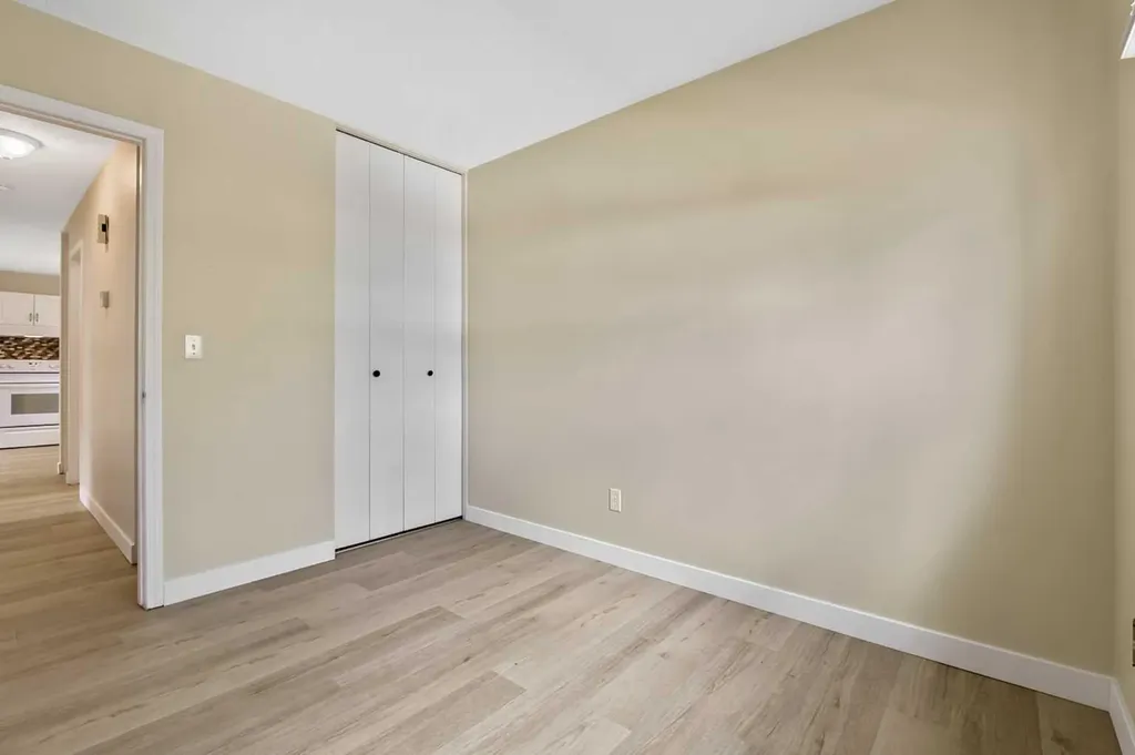 27 Aberdare Crescent NE Calgary AB T2A 6T5