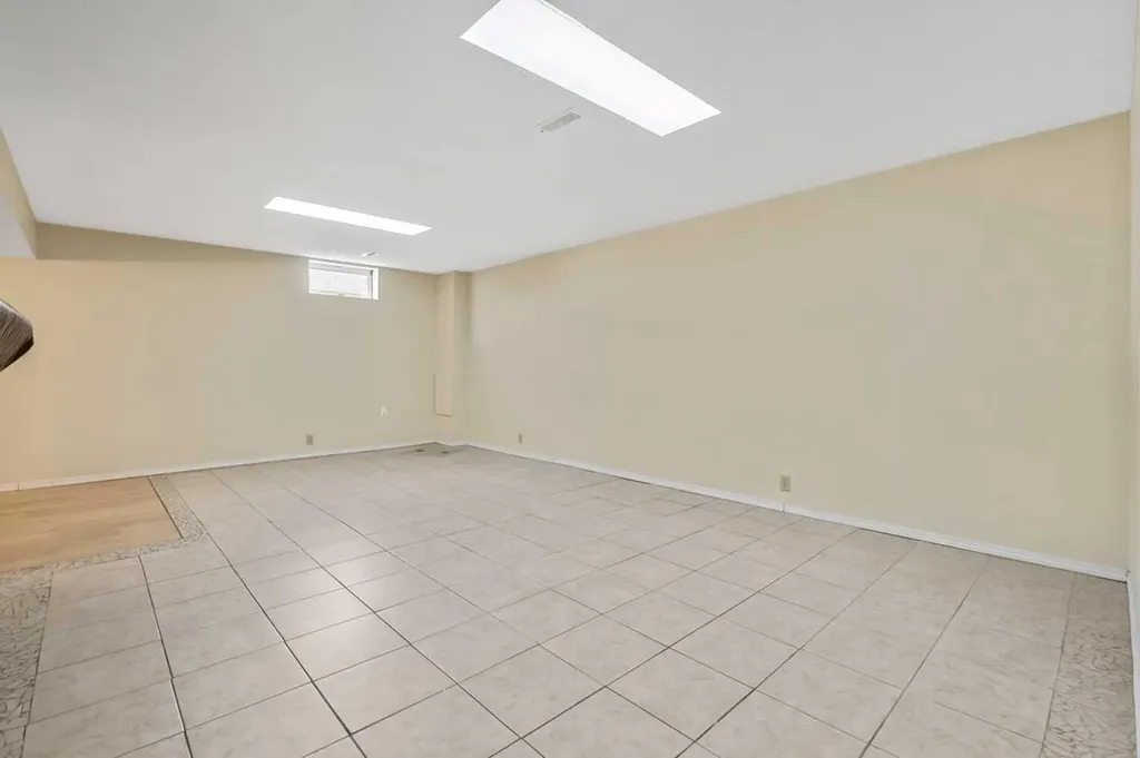 27 Aberdare Crescent NE Calgary AB T2A 6T5