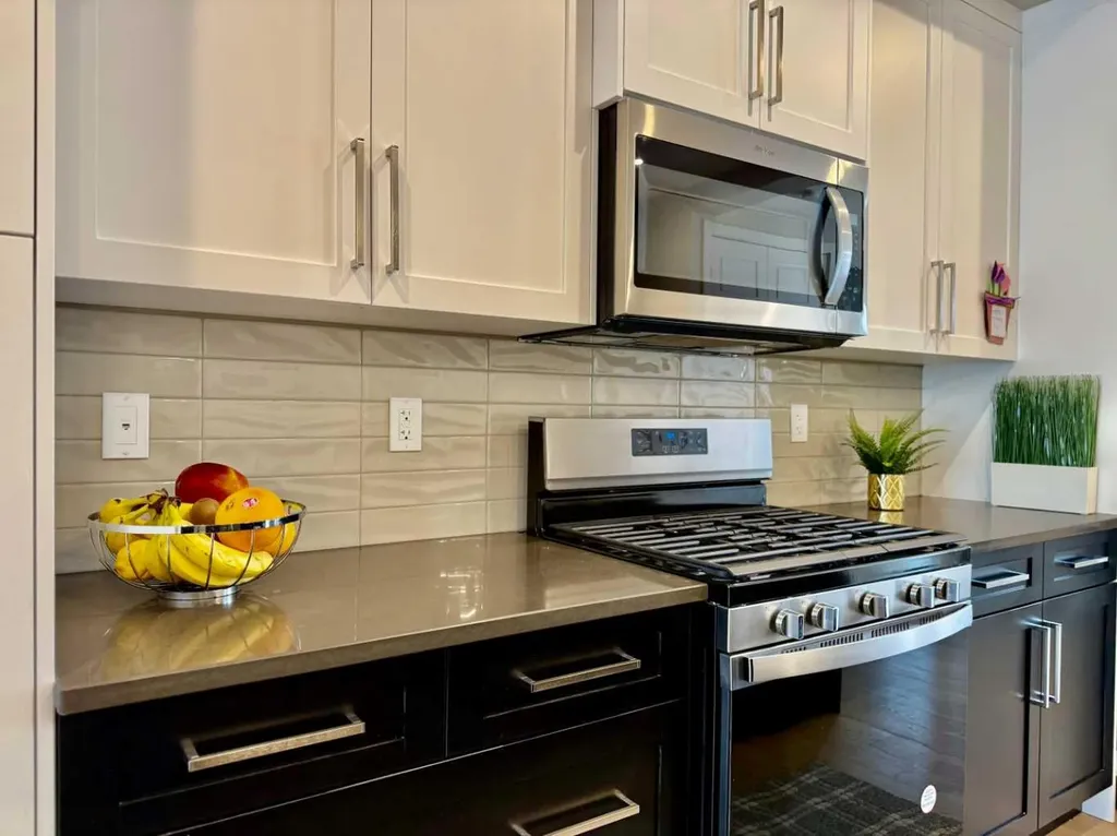 399 Sora Boulevard SE Calgary AB T3S 0M2