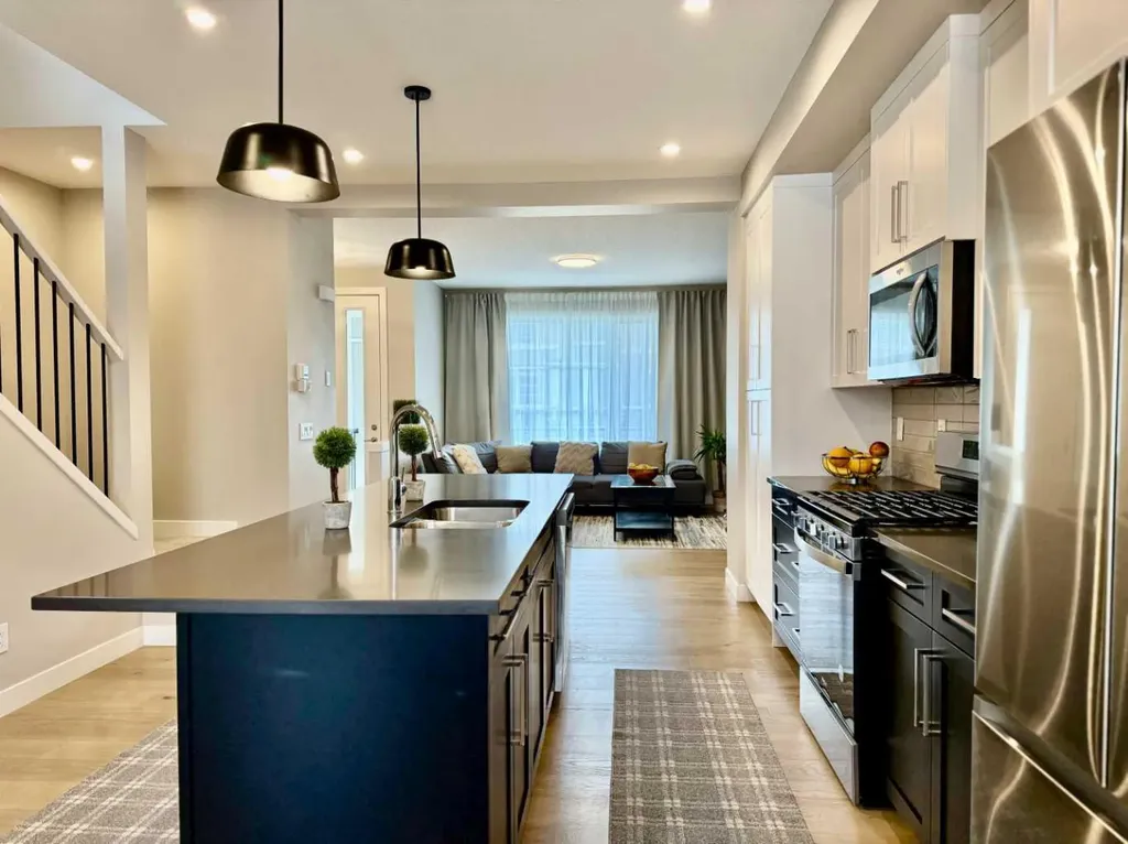 399 Sora Boulevard SE Calgary AB T3S 0M2