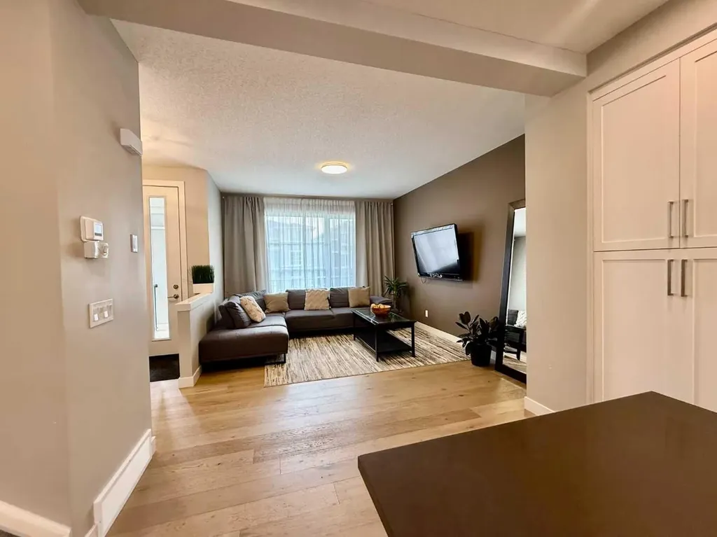 399 Sora Boulevard SE Calgary AB T3S 0M2