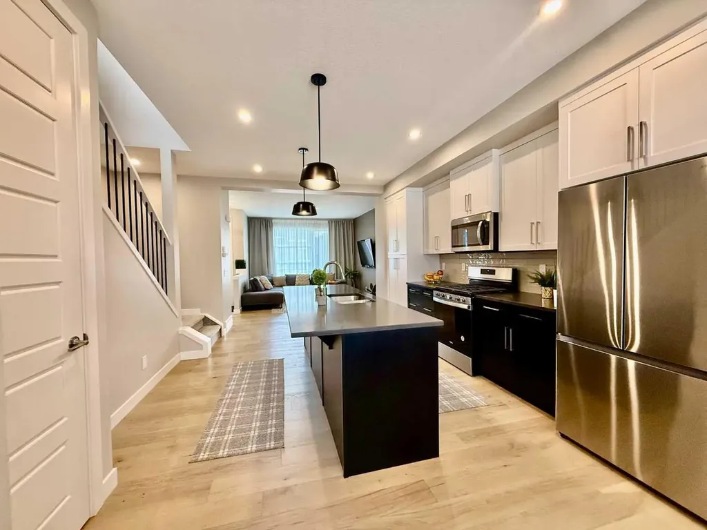 399 Sora Boulevard SE Calgary AB T3S 0M2