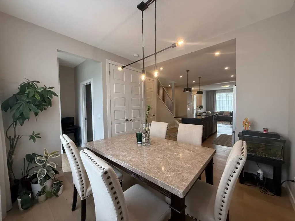 399 Sora Boulevard SE Calgary AB T3S 0M2