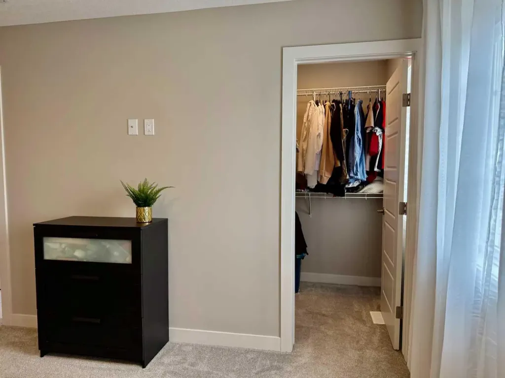 399 Sora Boulevard SE Calgary AB T3S 0M2