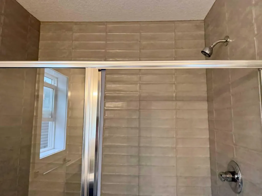 399 Sora Boulevard SE Calgary AB T3S 0M2
