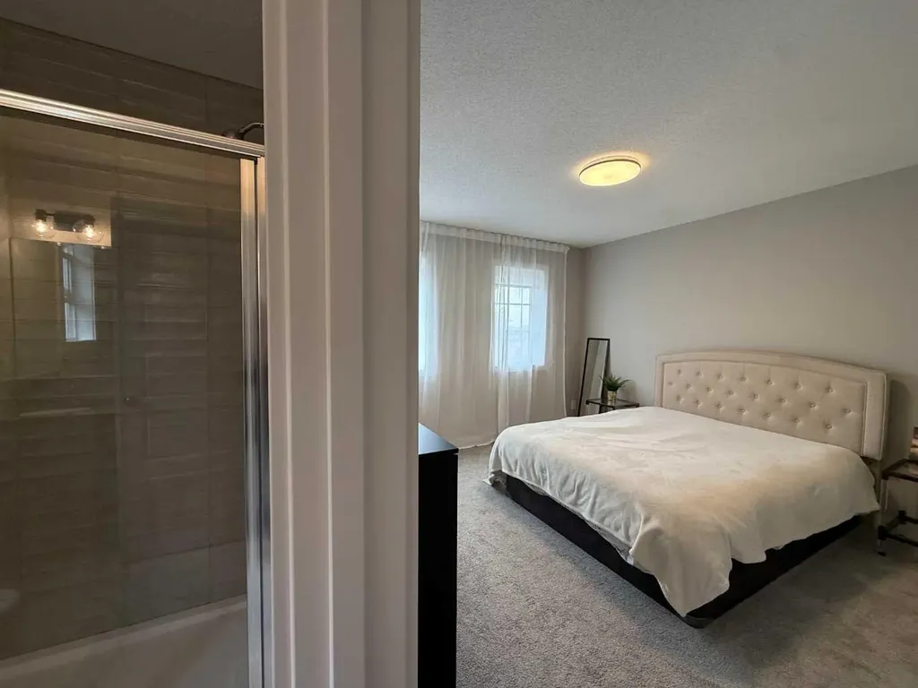 399 Sora Boulevard SE Calgary AB T3S 0M2