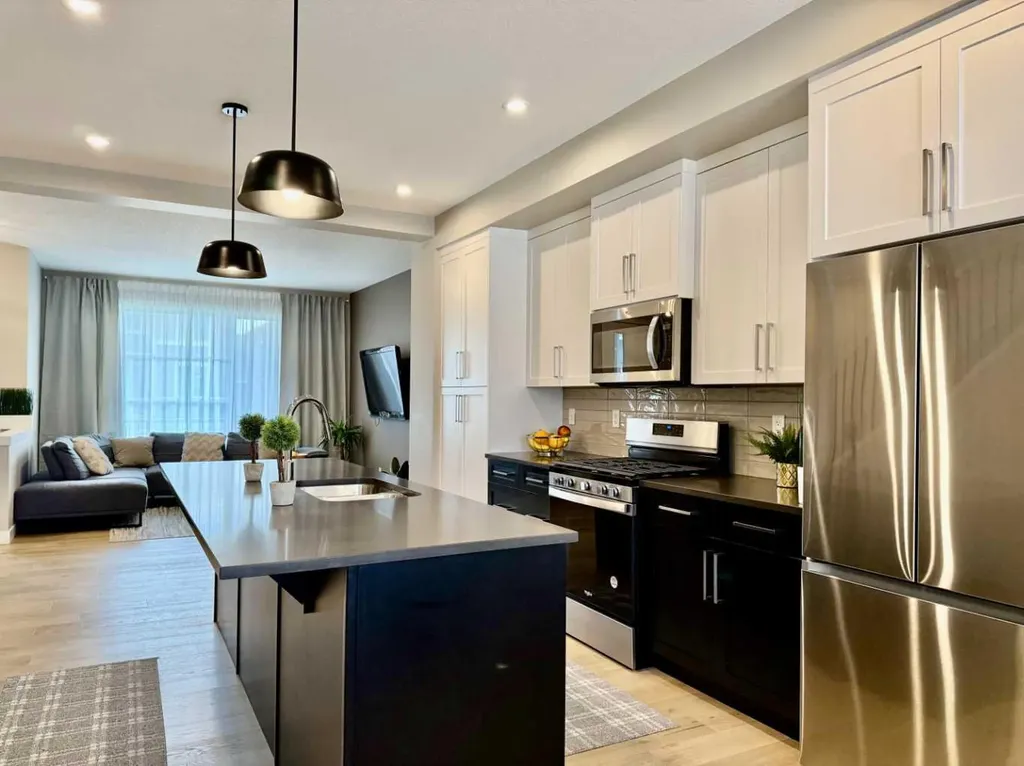 399 Sora Boulevard SE Calgary AB T3S 0M2