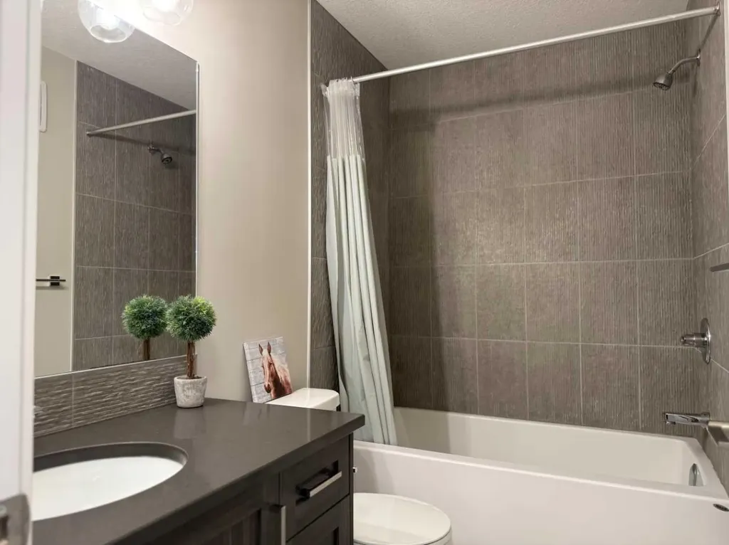 399 Sora Boulevard SE Calgary AB T3S 0M2
