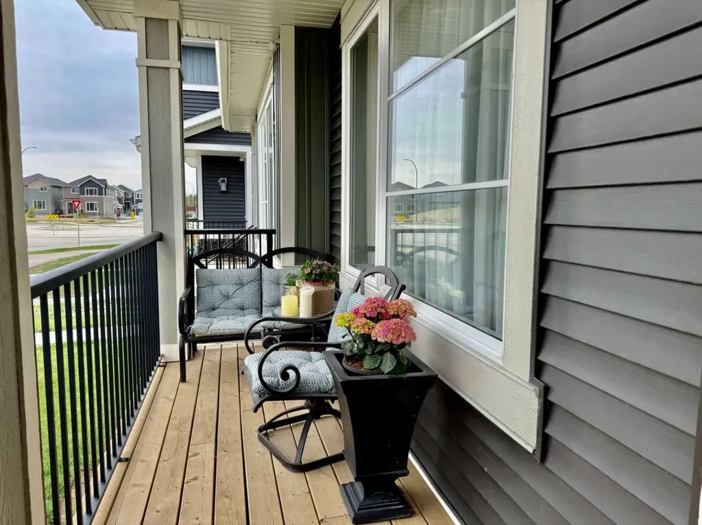 399 Sora Boulevard SE Calgary AB T3S 0M2