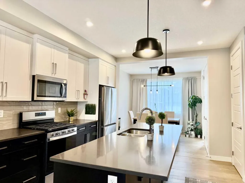 399 Sora Boulevard SE Calgary AB T3S 0M2