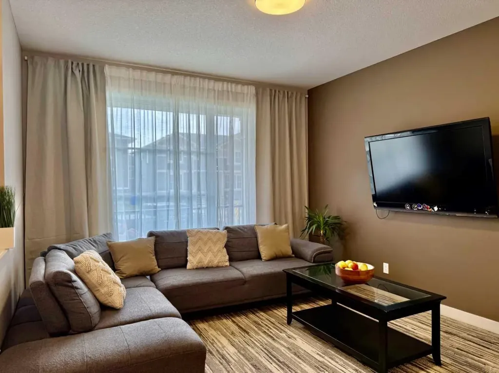 399 Sora Boulevard SE Calgary AB T3S 0M2