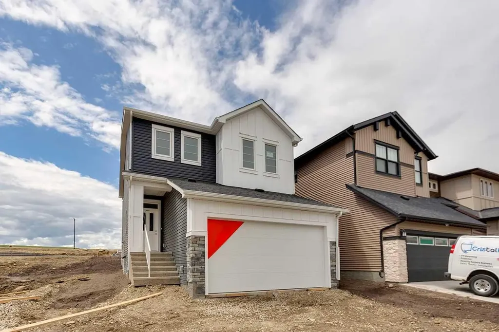 155 Vantage Crescent SW Airdrie AB T4B4Z9