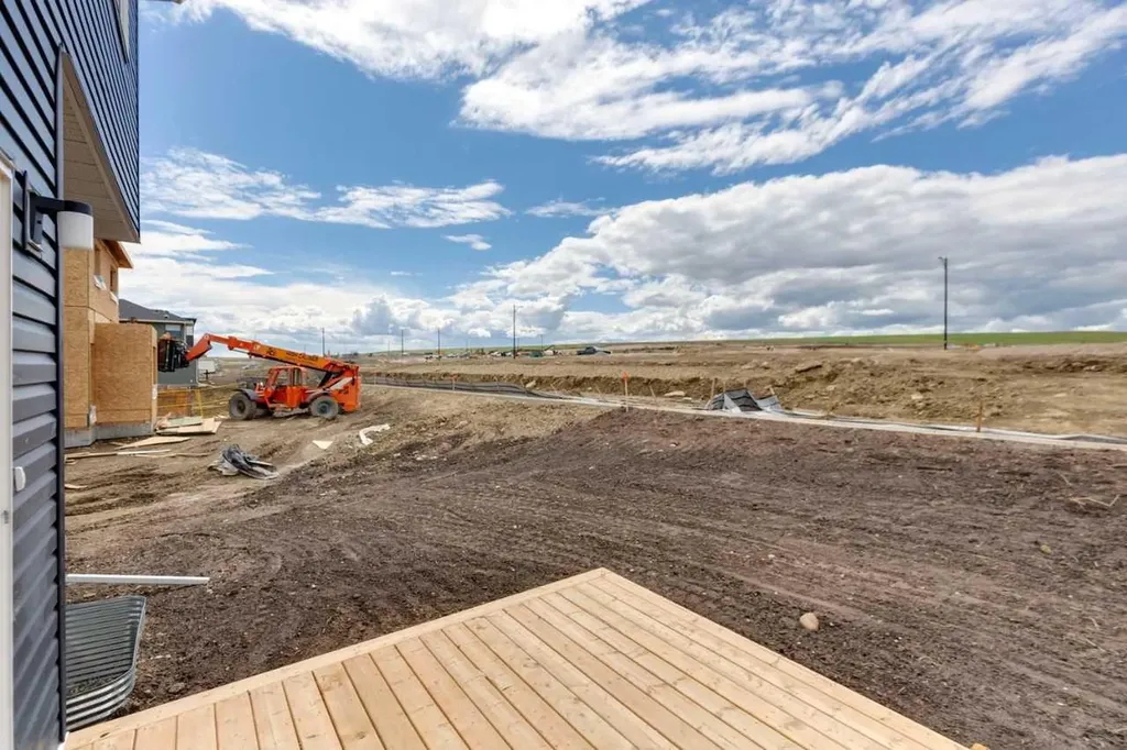 155 Vantage Crescent SW Airdrie AB T4B4Z9