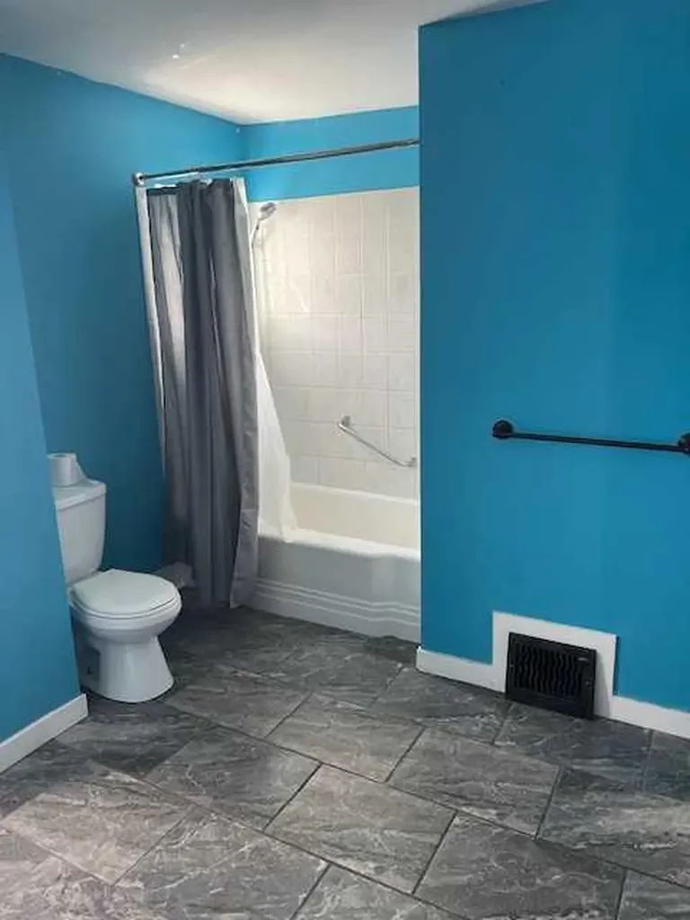 4905 49 Street Mayerthorpe AB T0E 1N0