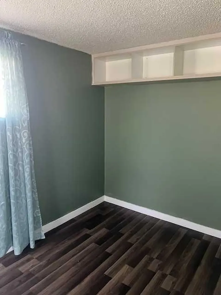 4905 49 Street Mayerthorpe AB T0E 1N0