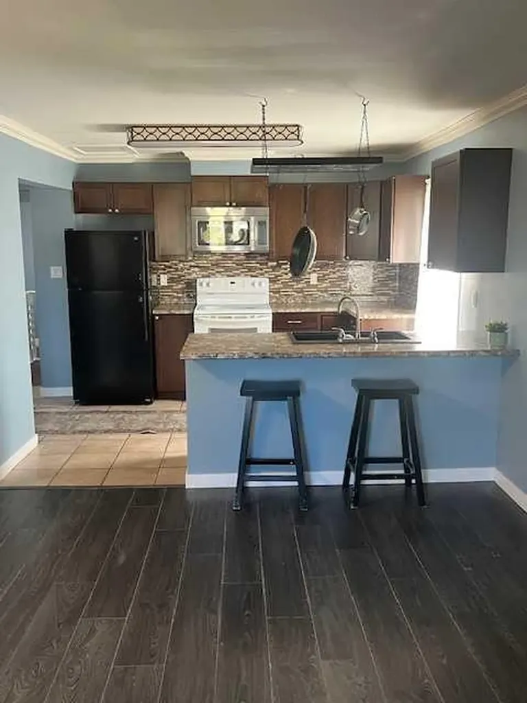 4905 49 Street Mayerthorpe AB T0E 1N0