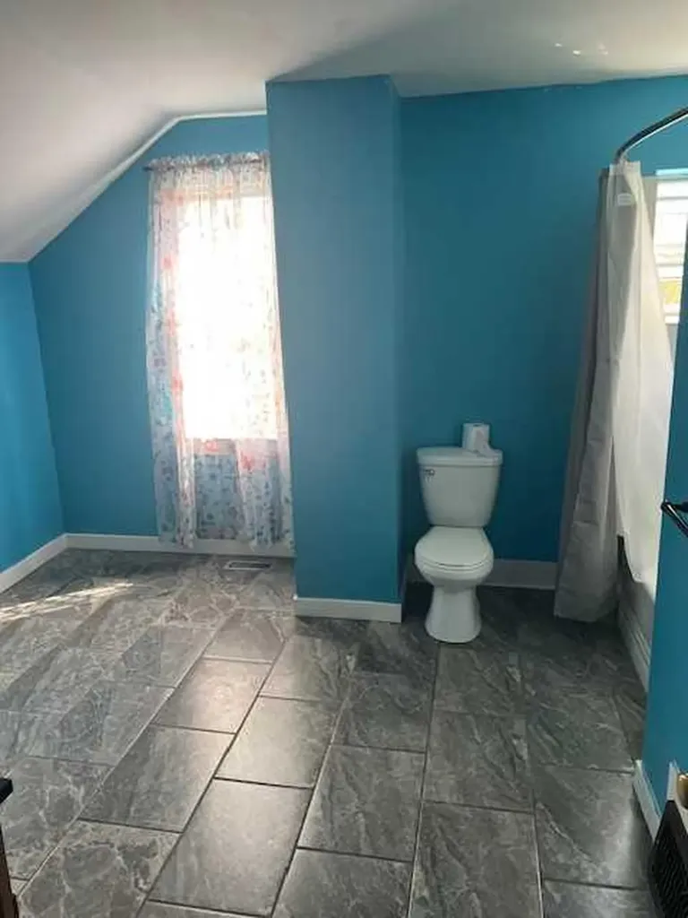4905 49 Street Mayerthorpe AB T0E 1N0