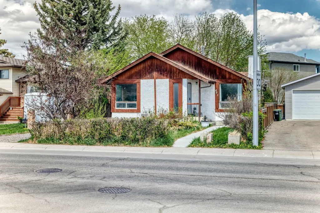481 Big Springs Drive SE Airdrie AB T4A1A3