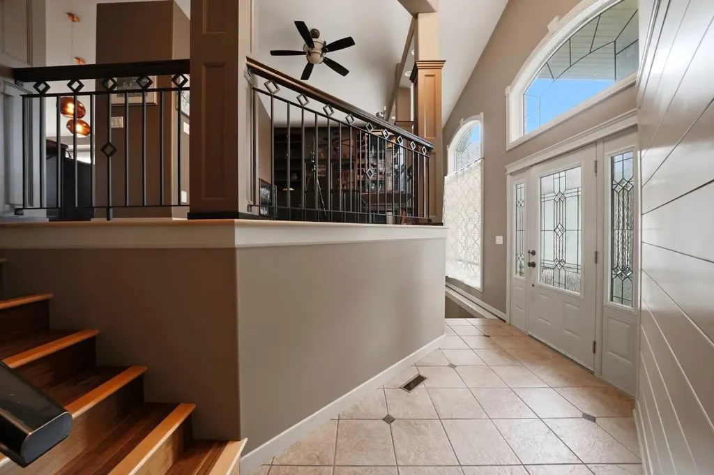 3 Legacy Cove Sylvan Lake AB T4S 2M8